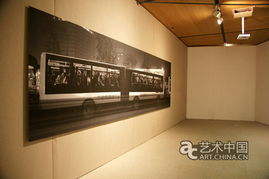 凝視與構(gòu)筑 從“景觀 靜觀”攝影展看中國當(dāng)代視覺藝術(shù)與影視美術(shù)置景的對話